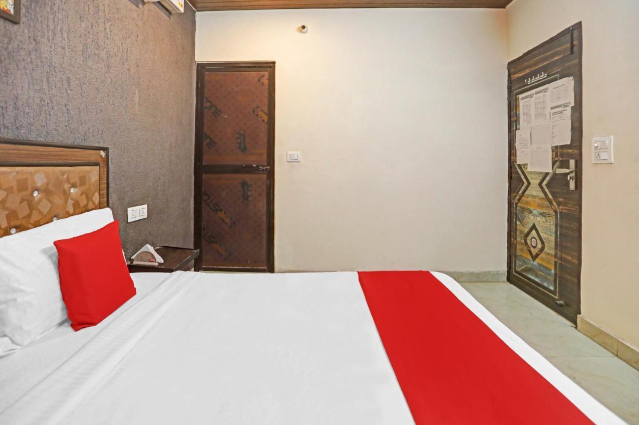 Hotel Oyo Signature View Near Akshardham 3*