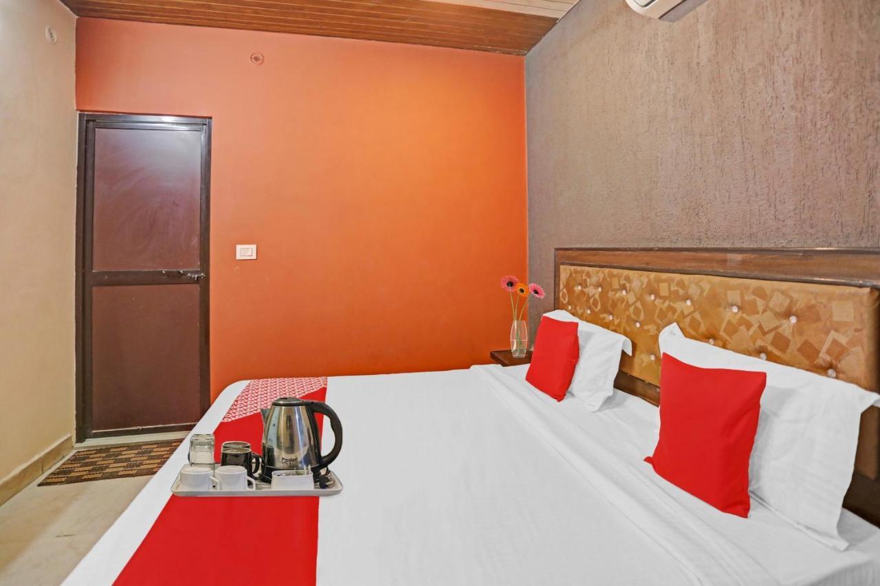 Oyo Signature View Near Akshardham Hotel New Delhi